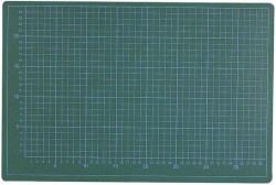 Profi-Cutting Mat, Schneide- und Schreibunterlage grün/schwarz, B x H mm: 300 x 220